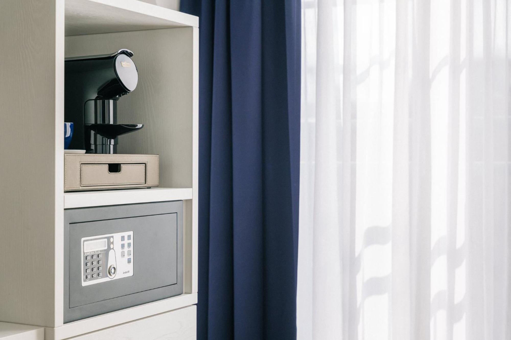 Deluxe Single Room